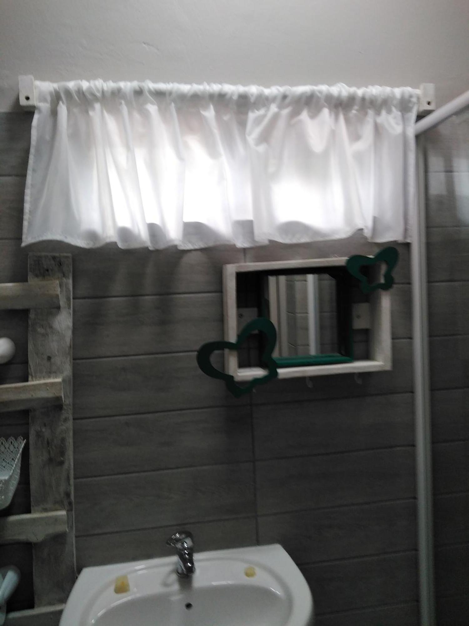 Gobabis Die Windpomp Guesthouse מראה חיצוני תמונה