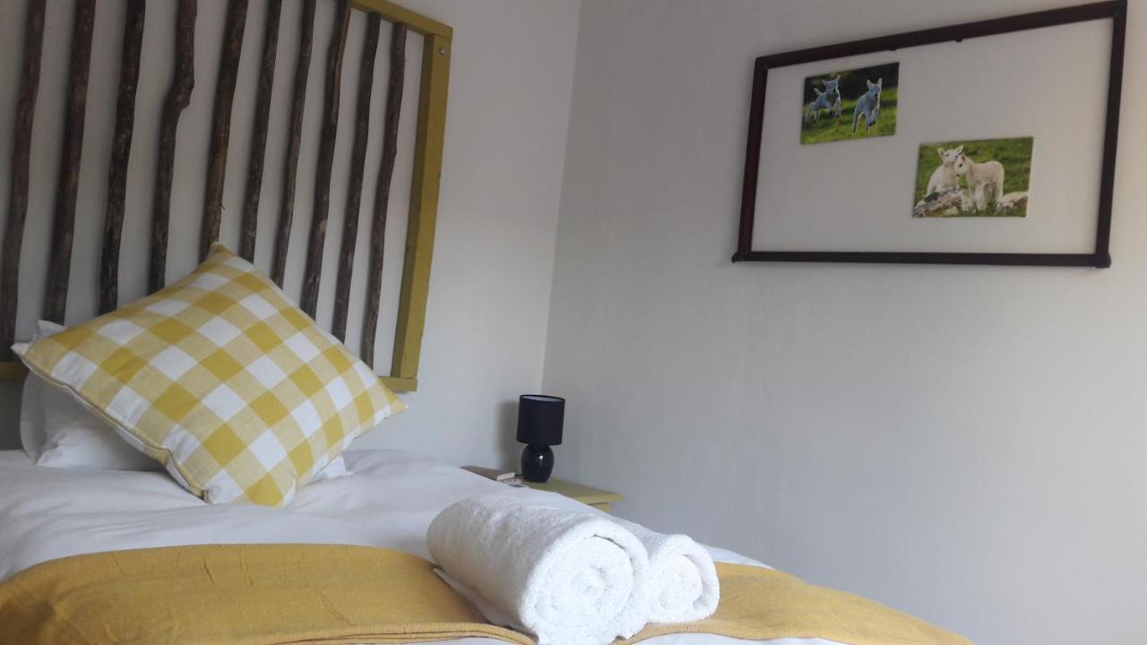 Gobabis Die Windpomp Guesthouse מראה חיצוני תמונה