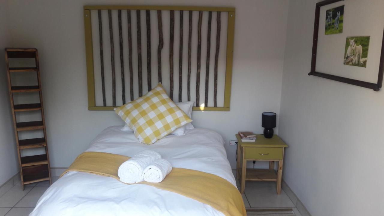 Gobabis Die Windpomp Guesthouse מראה חיצוני תמונה